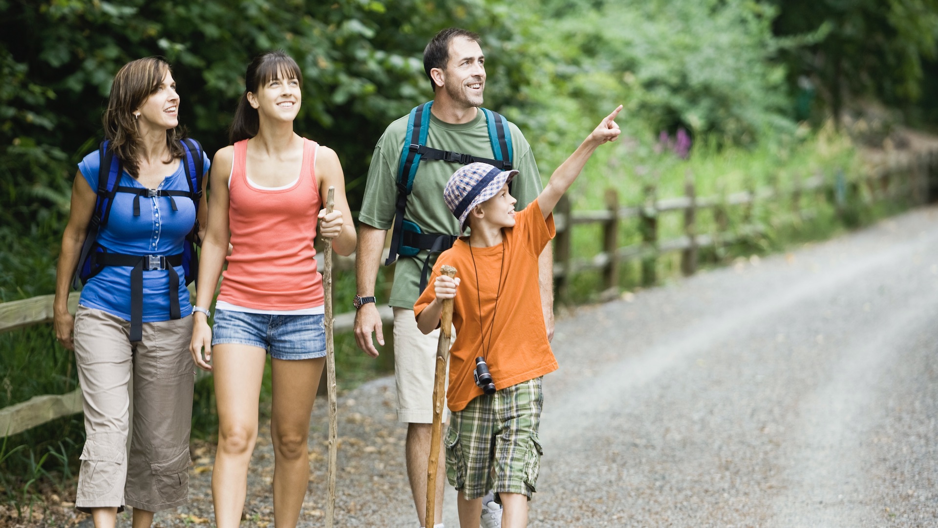 3 Tips For Planning A Family Hike That Everyone Will Enjoy
