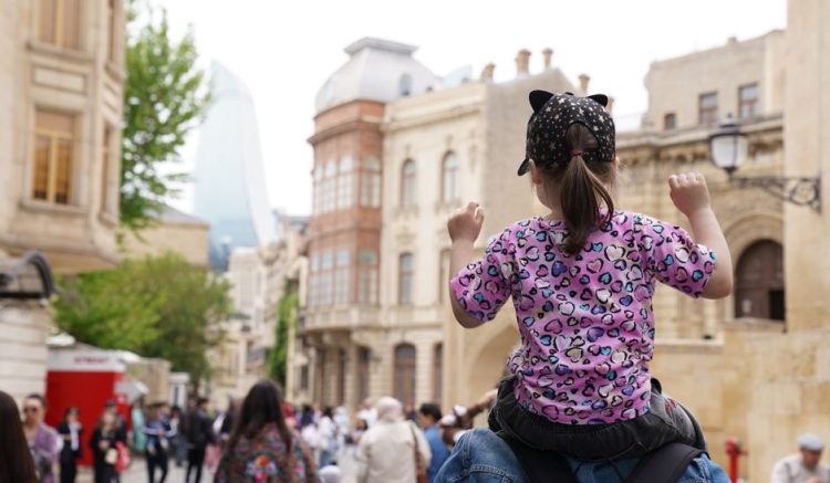 Ergobaby Omni 360 Vs Baby Tula Explore Hiking: Ergobaby Omni 360 vs. Baby Tula Explore: Which Carrier Hikes Better With Infants Ergobaby Omni 360 Vs Baby Tula Explore Hiking: Ergobaby Omni 360 vs. Baby Tula Explore: Which Carrier Hikes Better With Infants