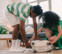 Hostel Etiquette for First-Time Backpackers: Dorms, Kitchens and Lockers