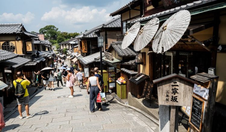 Kyoto Hidden Gems Itinerary: Kyoto Hidden Gems: A 5-Day Itinerary Without the Crowds Kyoto Hidden Gems Itinerary: Kyoto Hidden Gems: A 5-Day Itinerary Without the Crowds