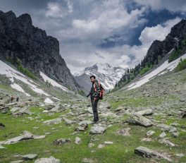 Peak Design Travel Backpack 45L Vs Nomatic Travel Bag: Peak Design 45L vs Nomatic Travel Bag: The Digital Nomad Winner