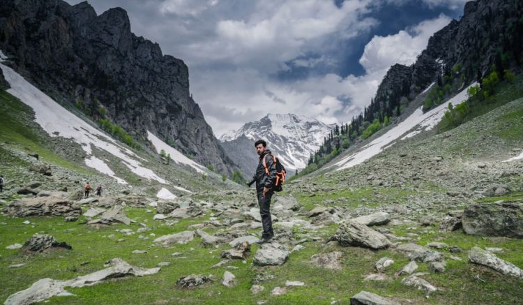 Peak Design Travel Backpack 45L Vs Nomatic Travel Bag: Peak Design 45L vs Nomatic Travel Bag: The Digital Nomad Winner Peak Design Travel Backpack 45L Vs Nomatic Travel Bag: Peak Design 45L vs Nomatic Travel Bag: The Digital Nomad Winner