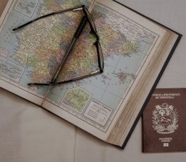 How to Choose the Right Travel Adapter for Global Adventures